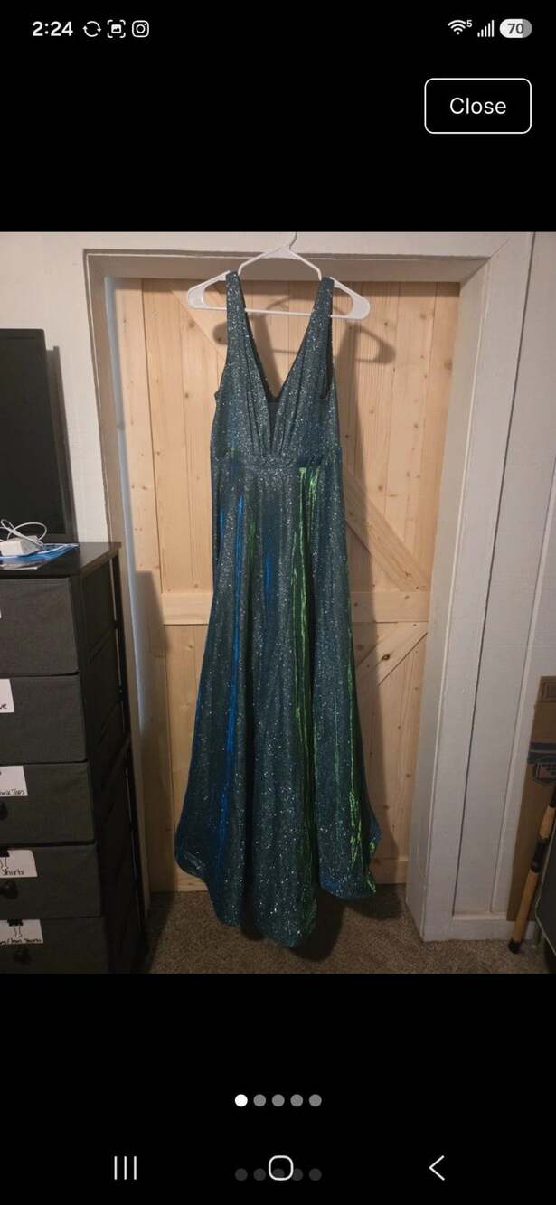 Amazon Glitter V-Neck Long Evening Prom Dress